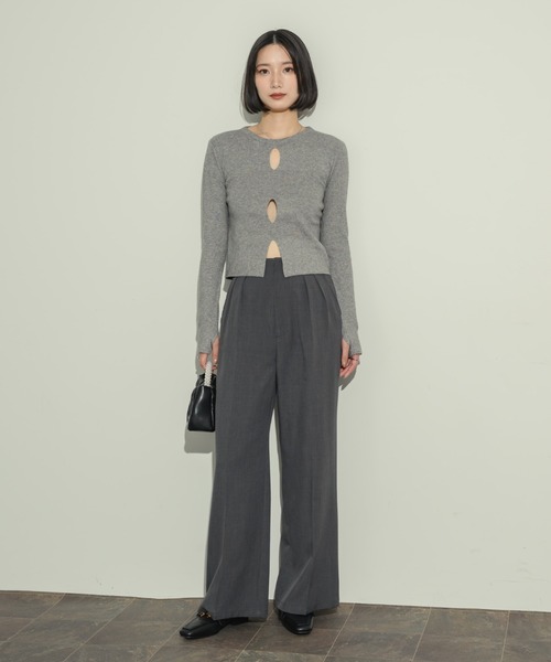 NEUNA（ヌナ）の「フロントオーバルニットトップス（ニット/セーター・レディース・グレー/ブラック/オフホワイト/ネイビー・FREE）」の18枚目の写真