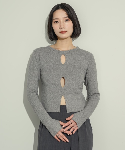 NEUNA（ヌナ）の「フロントオーバルニットトップス（ニット/セーター・レディース・グレー/ブラック/オフホワイト/ネイビー・FREE）」の22枚目の写真