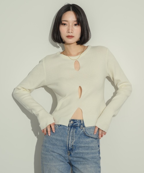 NEUNA（ヌナ）の「フロントオーバルニットトップス（ニット/セーター・レディース・グレー/ブラック/オフホワイト/ネイビー・FREE）」の12枚目の写真