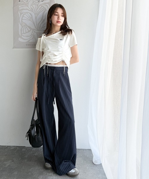 mily bilet(ミウィビレット)の「【mily bilet】自分らしさが光る。ワンショルダー胸刺繍肩リボンドロストカットソー(Tシャツ/カットソー・レディース・アイボリー/ブラック/ホワイト×ブラック/杢グレー/ブラック系その他・SMALL/MEDIUM/LARGE/X-LARGE)」の14枚目の写真