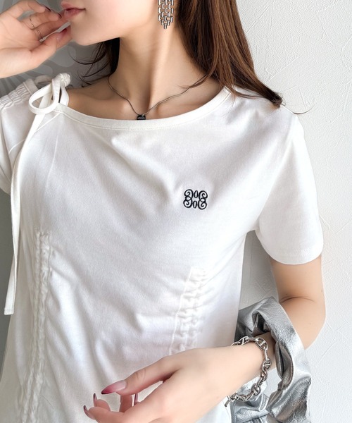 mily bilet(ミウィビレット)の「【mily bilet】自分らしさが光る。ワンショルダー胸刺繍肩リボンドロストカットソー(Tシャツ/カットソー・レディース・アイボリー/ブラック/ホワイト×ブラック/杢グレー/ブラック系その他・SMALL/MEDIUM/LARGE/X-LARGE)」の21枚目の写真