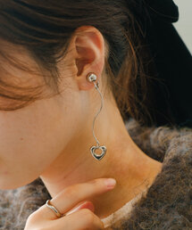 【fiw.】ハートモチーフイヤリング