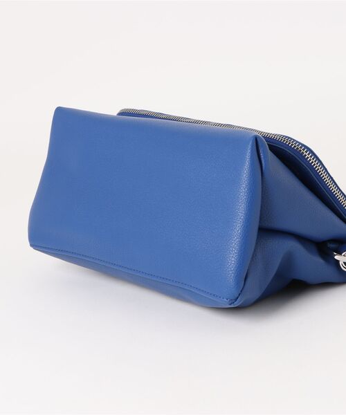 Desigual（デシグアル）の「ハンドル交換可能フェイクレザーミニショルダーバッグ（ボディバッグ/ウエストポーチ・レディース・ブルー/イエロー・FREE）」の4枚目の写真