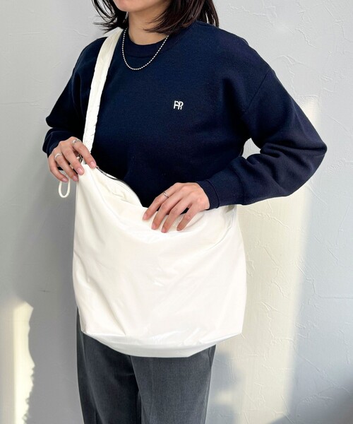 fredy emue（フレディエミュ）の「シャインクロスドロストショルダーバッグ（ショルダーバッグ・レディース・キナリ/ブラック・FREE）」の5枚目の写真