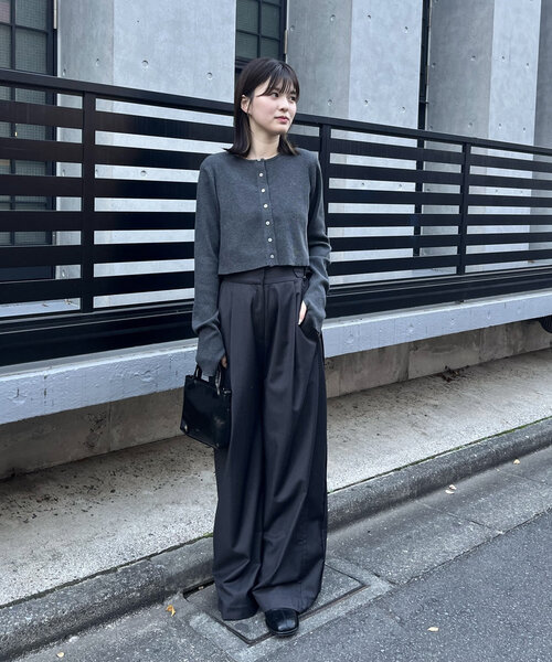 mline（エムライン）の「[mline]ロゴ刺繍チビカーデ（ニット/セーター・レディース・チャコールグレー/ネイビー/ベージュ/ピンク・FREE）」の9枚目の写真