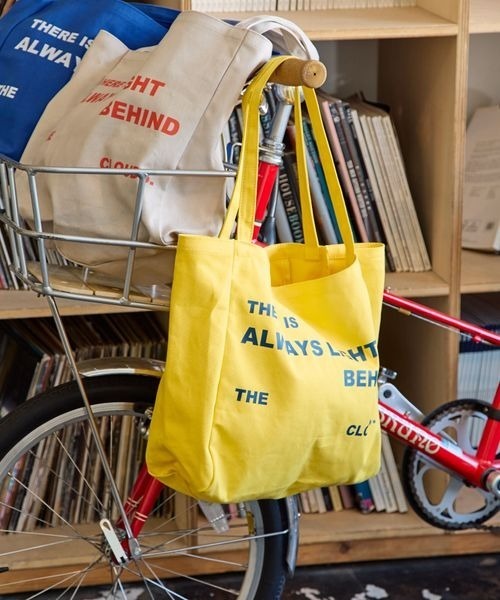 PBLIM(ページボーイリム)の「【PBLIM】カラートートバッグ(トートバッグ・レディース・イエロー/レオパード/ブルー/グレイッシュベージュ・FREE)」の4枚目の写真