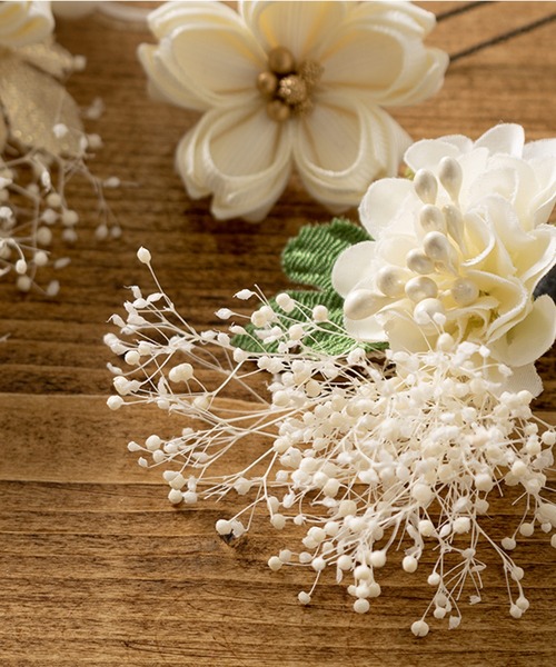 SOUBIEN（ソウビエン）の「つまみ細工　flower髪飾り3点セット（和装小物・レディース・ネイビー系/グリーン系/ホワイト系/パープル系・FREE）」の6枚目の写真