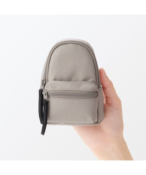 無印良品（ムジルシリョウヒン）の「ミニ　撥水リュックサック（コインケース・レディース・ダークベージュ/ライトグリーン/ブラック・FREE）」の13枚目の写真
