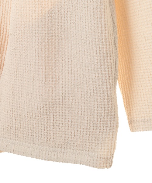 MEN'S BIGI(メンズビギ)の「ワッフルシアサッカー素材カーディガン(カーディガン/ボレロ・メンズ・グリーン/ブラック/オフホワイト・03/02)」の13枚目の写真