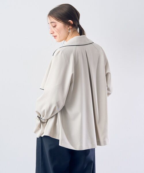 YECCA VECCA（イェッカヴェッカ）の「パイピングショートトレンチ