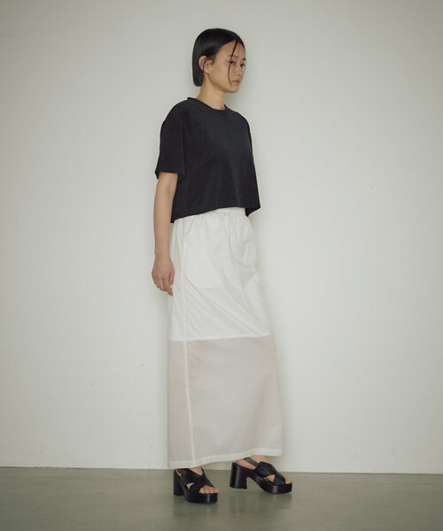 earthy(アーシー)の「シアーナイロンタイトスカート(スカート・レディース・ブラック/ホワイト・SMALL/MEDIUM)」の10枚目の写真