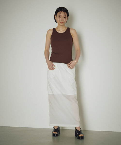 earthy(アーシー)の「シアーナイロンタイトスカート(スカート・レディース・ブラック/ホワイト・SMALL/MEDIUM)」の15枚目の写真