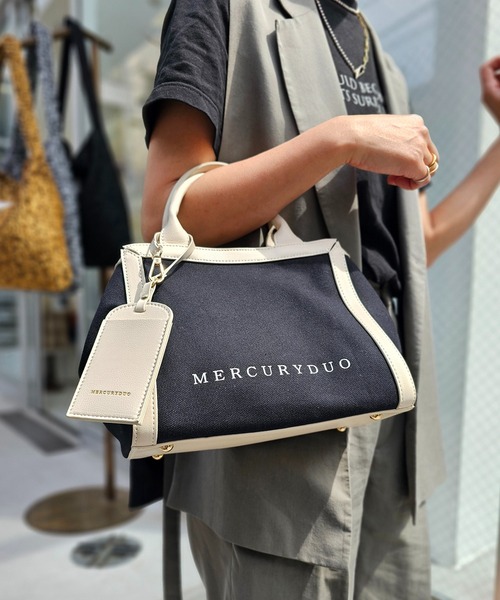 MERCURYDUO（マーキュリーデュオ）の「【MERCURYDUO/マーキュリーデュオ】カードケース付 軽量キャンバスロゴ 2WAYトートバッグ（トートバッグ・レディース・ブラック系/アイボリー系・FREE）」の3枚目の写真