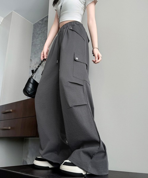 Miniministore(ミニミニストア)の「カーゴパンツ レディースストレートパンツ(カーゴパンツ・レディース・ブラック/ホワイト/ベージュ/ダークグレー/ライトブルー・FREE)」の3枚目の写真