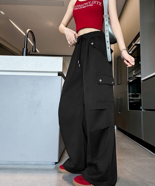 Miniministore(ミニミニストア)の「カーゴパンツ レディースストレートパンツ(カーゴパンツ・レディース・ブラック/ホワイト/ベージュ/ダークグレー/ライトブルー・FREE)」の2枚目の写真