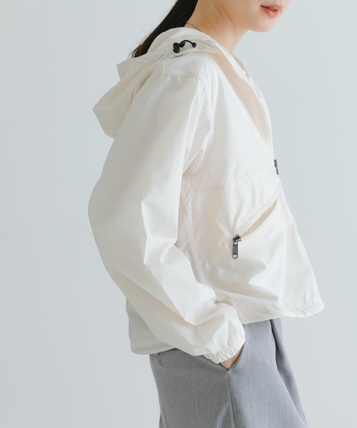 THE NORTH FACE(ザノースフェイス)の「THE NORTH FACE Short Compact Jacket(ナイロンジャケット・レディース・カーキ/ブラック/オフホワイト・MEDIUM)」の8枚目の写真