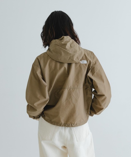 THE NORTH FACE(ザノースフェイス)の「THE NORTH FACE Short Compact Jacket(ナイロンジャケット・レディース・カーキ/ブラック/オフホワイト・MEDIUM)」の16枚目の写真