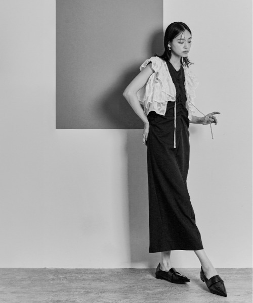 W:Huku(フーク)の「【冷涼 軽量 ストレッチ】シャーリング ロング ワンピース / ノースリーブ フレンチスリーブ 袖なし(ワンピース・レディース・サンドベージュ/チャコール/ブラック/オフホワイト・M/L)」の22枚目の写真