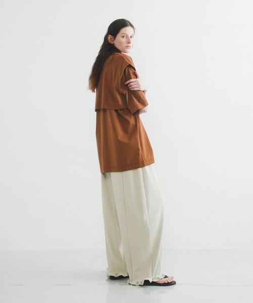 LAATO（ラート）の「layered big tee（Tシャツ/カットソー・レディース・オフホワイト/ブラウン/ダークグレー/ブラック/キャメル・FREE）」の22枚目の写真