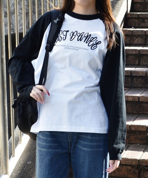 MODISH GAZE(モディシュガゼ)の「【MODISH GAZE】LAST DANCE ラグランロンT(Tシャツ/カットソー・レディース・ネイビー/ブラック・LARGE/MEDIUM)」の4枚目の写真