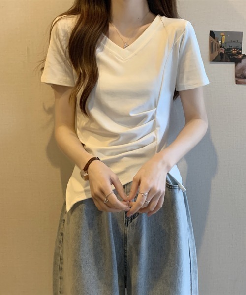 emi+(エミプラス)の「アシメタックVネックTシャツ(Tシャツ/カットソー・レディース・ホワイト/ピンク/ブラック・M/L)」の14枚目の写真