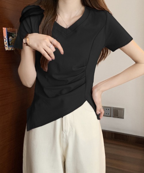 emi+(エミプラス)の「アシメタックVネックTシャツ(Tシャツ/カットソー・レディース・ホワイト/ピンク/ブラック・M/L)」の13枚目の写真