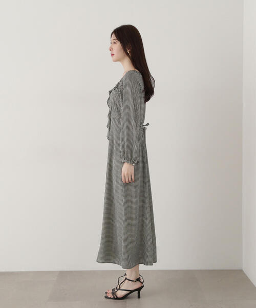 EDIT COLOGNE(エディットコロン)の「《EDIT COLOGNE》ラッフルワンピース(ワンピース・レディース・ホワイト系その他/ブラック・MEDIUM/SMALL)」の12枚目の写真