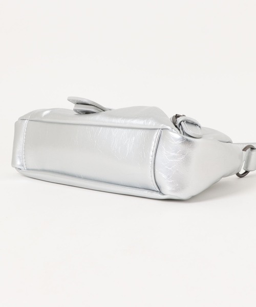 apres jour mignon（アプレジュールミニョン）の「【apresjour mignon×ARIAZ】ギャザーベルトバッグ（ハンドバッグ・レディース・レッド/ダークブラウン/シルバー/ブラック・ONESIZE）」の10枚目の写真