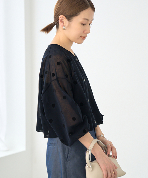 IENA（イエナ）の「FILMY ドット カーディガン（カーディガン/ボレロ・レディース・ベージュ/ネイビー/ダークブルー・FREE）」の20枚目の写真