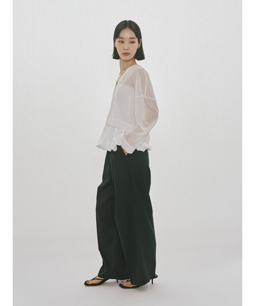 MIDIUMISOLID(ミディウミソリッド)の「MIDIUMISOLID for Ladies シアーボイルVネックカーディガン(カーディガン/ボレロ・レディース・ライトグレー/カーキ/ブラック/オフホワイト・FREE)」の15枚目の写真