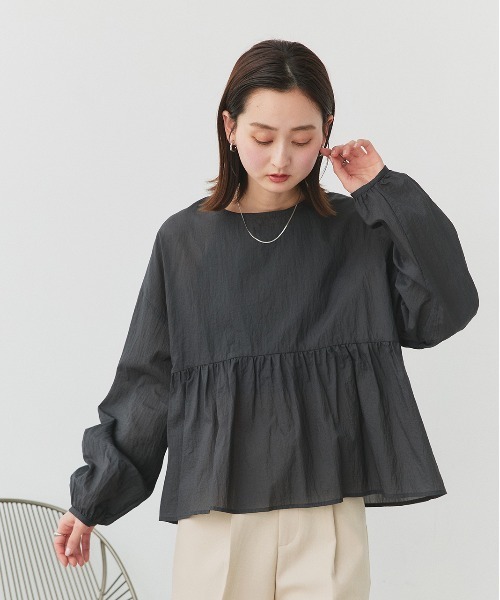 ad thie(アドティエ)の「シアーワッシャー ギャザーペプラム ブラウス(シャツ/ブラウス・レディース・ピンク/ライトブルー/ブラック/ライトグリーン/オフホワイト・FREE)」の3枚目の写真
