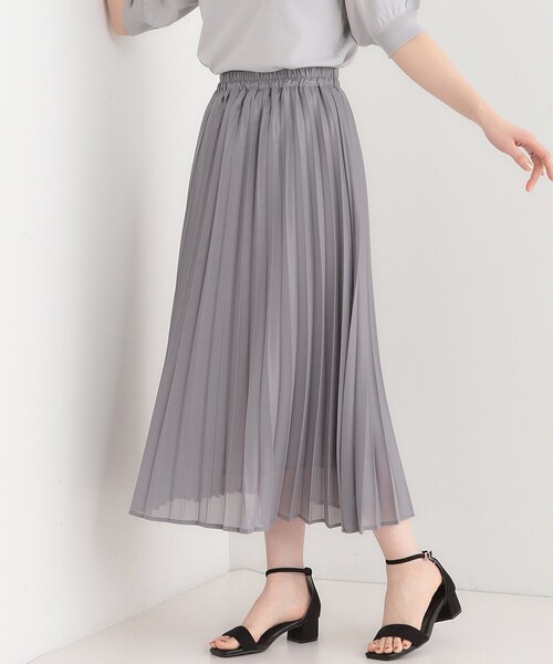 Cutie Blonde(キューティーブロンド)の「【S-LL】カジュアルにもきれいめにも 光沢シフォン プリーツスカート(スカート・レディース・チャコールグレー/ブラック/ベージュ・04/02/01/03)」の2枚目の写真
