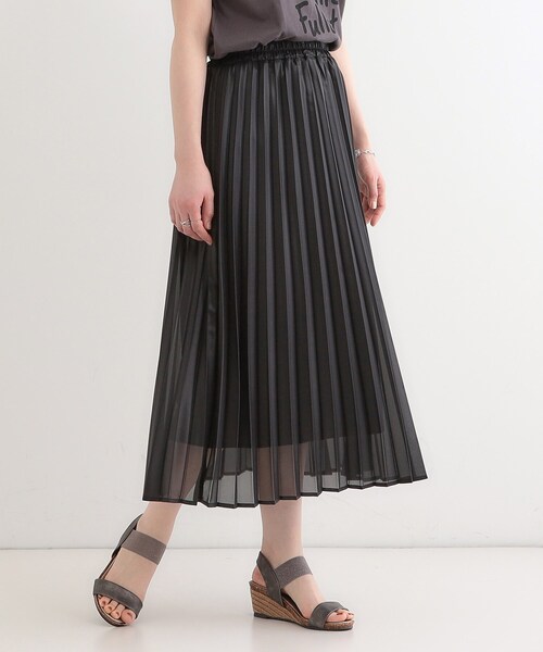 Cutie Blonde(キューティーブロンド)の「【S-LL】カジュアルにもきれいめにも 光沢シフォン プリーツスカート(スカート・レディース・チャコールグレー/ブラック/ベージュ・04/02/01/03)」の9枚目の写真