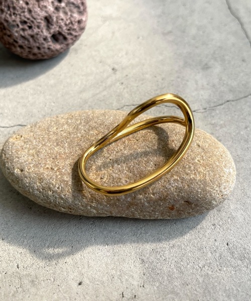 ankh+(アンクプラス)の「着けっぱなしOK!金属アレルギー対応【ステンレス】ダブルフィンガーリング(リング・レディース・シルバー系1/ゴールド系1/ゴールド系2・FREE)」の8枚目の写真