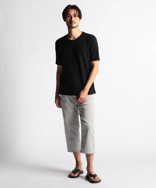 NICOLE CLUB FOR MEN(ニコルクラブフォーメン)の「ジオメトリックジャカード半袖プルオーバー(Tシャツ/カットソー・メンズ・オフホワイト/ホワイト系1/ホワイト系2/ブラック・MEDIUM/LARGE/X-LARGE)」の7枚目の写真