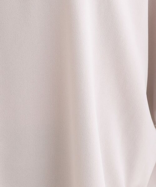 SHOO・LA・RUE(シューラルー)の「【洗える/S-LL】体型カバーにも ゆるりと着られる ドルマントップス(Tシャツ/カットソー・レディース・ホワイト/グレー/チャコールグレー/ライトブルー・01/02/03/04)」の8枚目の写真