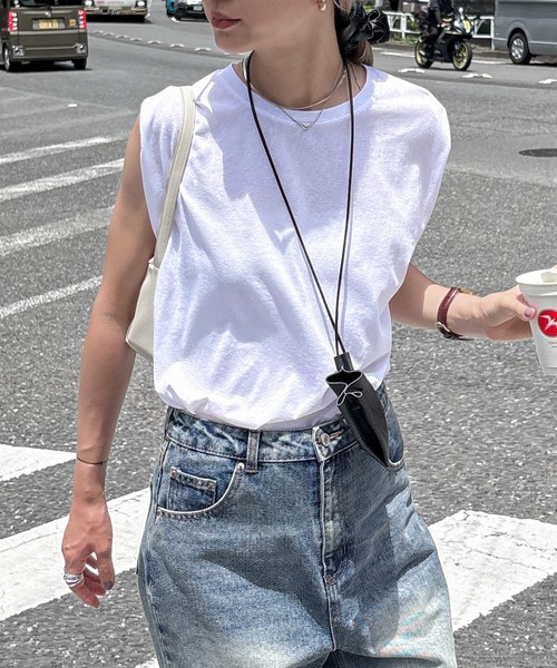 feepur(フェピュール)の「スラブ調ショルダータックタンクトップ(タンクトップ・レディース・ブラック/オフホワイト/オートミール/ネイビー/レッド・MEDIUM)」の1枚目の写真