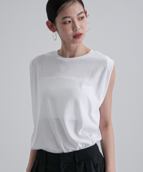 feepur(フェピュール)の「スラブ調ショルダータックタンクトップ(タンクトップ・レディース・ブラック/オフホワイト/オートミール/ネイビー/レッド・MEDIUM)」の9枚目の写真