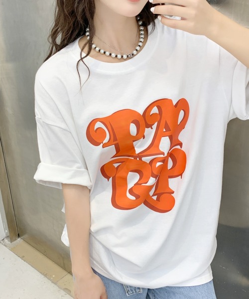 SHEENA(シーナ)の「BIGロゴプリントオーバーサイズTシャツ(Tシャツ/カットソー・レディース・ホワイト/ブラック・M)」の1枚目の写真