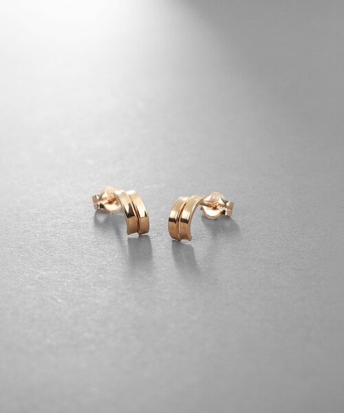 COCOSHNIK ONKITSCH(ココシュニックオンキッチュ)の「K10ダブルアーチピアス(ピアス(両耳用)・レディース・その他1・00)」の1枚目の写真