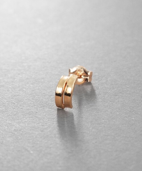 COCOSHNIK ONKITSCH(ココシュニックオンキッチュ)の「K10ダブルアーチピアス(ピアス(両耳用)・レディース・その他1・00)」の4枚目の写真