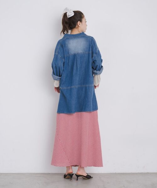 kivi(キヴィ)の「Denim pullover(シャツ/ブラウス・レディース・ブラック/ブルー・FREE)」の4枚目の写真