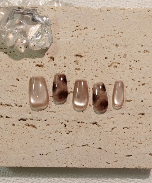 Anail（エーネイル）の「3D水光ネイルピンクブラウンニュアンスタイダイスクエアネイルチップ（ネイルシール/ネイルチップ・レディース・モカ・LARGE/MEDIUM/SMALL）」の5枚目の写真