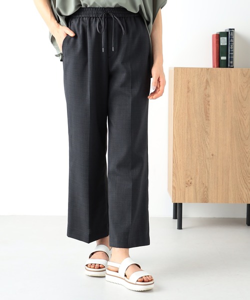GALLORIA(ギャローリア)の「ドロストセミフレアパンツ(その他パンツ・レディース・チャコールグレー/ベージュ/ブラウン・S/M/L/LL)」の2枚目の写真