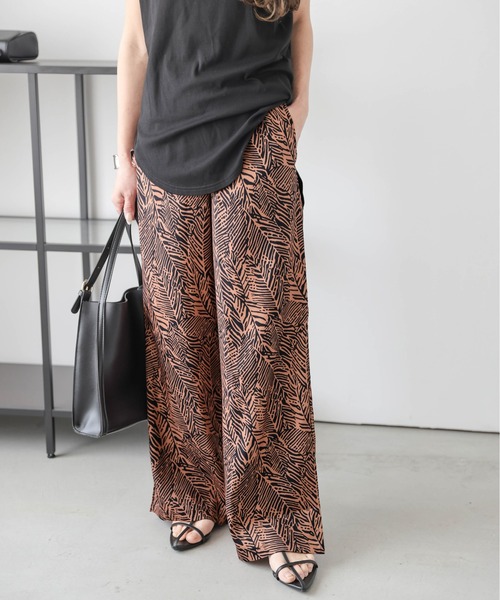 lesperance（レスぺランス）の「イージーワンドパンツ（その他パンツ・レディース・ベージュ/ブラック/ブラウン系その他/ブラック系その他・M/L）」の13枚目の写真