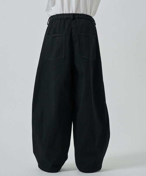STUDIOUS（ステュディオス）の「【STUDIOUS】BALLOON WIDE DEINM PANTS（デニムパンツ・メンズ・インディゴブルー/ブラック・1/2）」の17枚目の写真