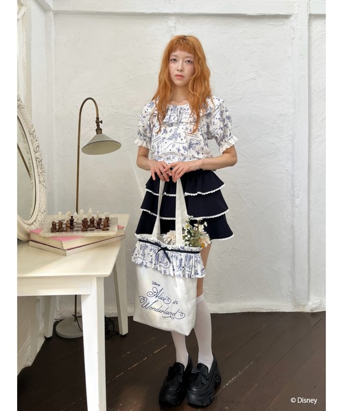 Disney（ディズニー）の「【Disney】ふしぎの国のアリス/トワル・ドゥ・ジュイSTYLEフリルトートバッグ（トートバッグ・レディース・ホワイト/ネイビー・FREE）」の15枚目の写真