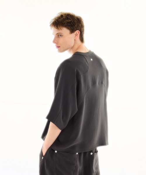 CONZ(コンズ)の「PANEL OVER CREW NECK TEE(Tシャツ/カットソー・メンズ・ブラック/ダークグレー・1/2/3)」の2枚目の写真