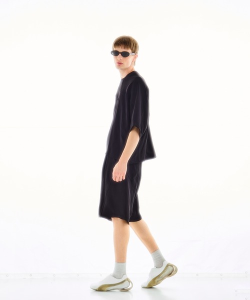 CONZ(コンズ)の「PANEL OVER CREW NECK TEE(Tシャツ/カットソー・メンズ・ブラック/ダークグレー・1/2/3)」の5枚目の写真