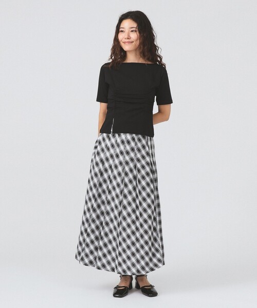 Ray BEAMS（レイビームス）の「ボートネック スリット フィット Tシャツ（Tシャツ/カットソー・レディース・ブラック/レッド・ONE SIZE）」の20枚目の写真